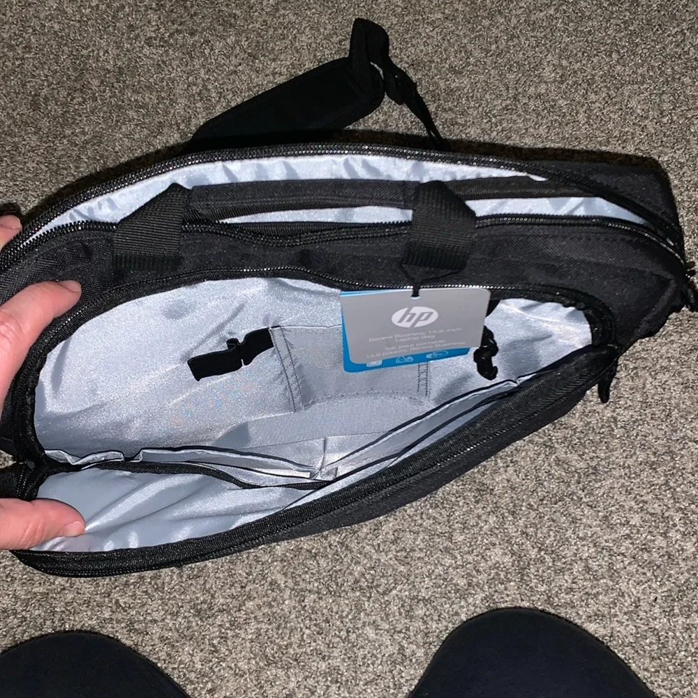HP Black Laptop Bag - renew style, brand new in excellent condition